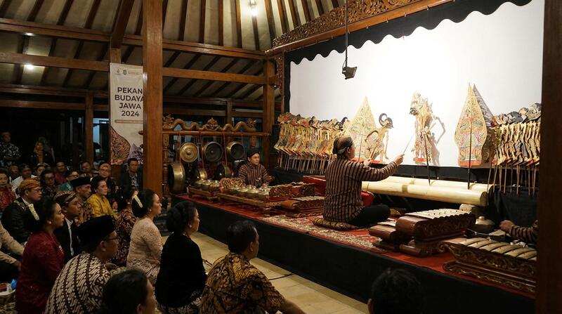 Pagelaran Wayang IKANAS